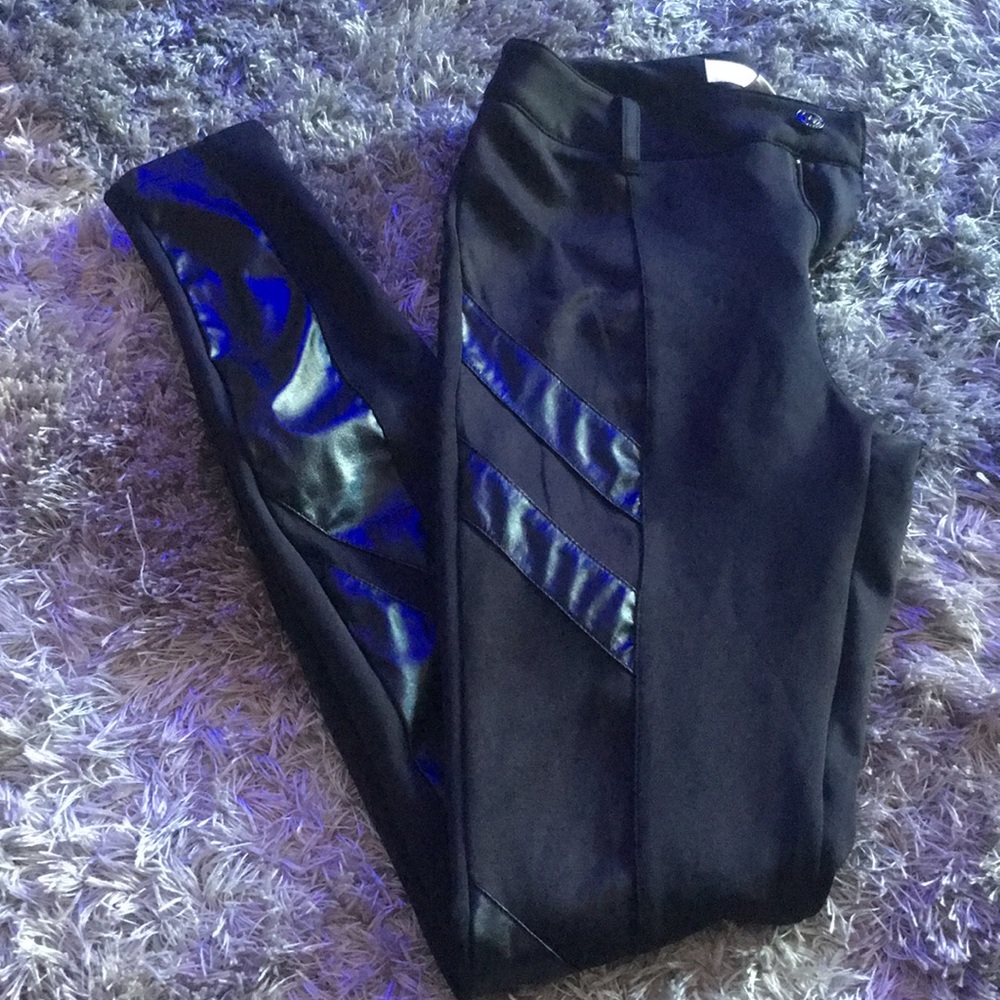Nicki Minaj Stretch pants